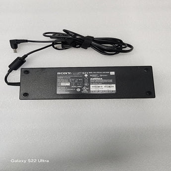 AC Adapter PN: 1-493-326-11